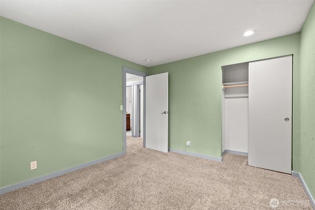 13850 NW Dolly Varden Lane, Bremerton, WA 98312