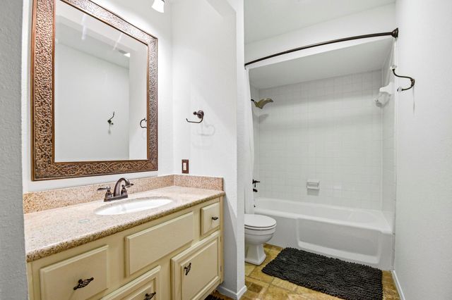 2012 Lakewood Court, Willis, TX 77318