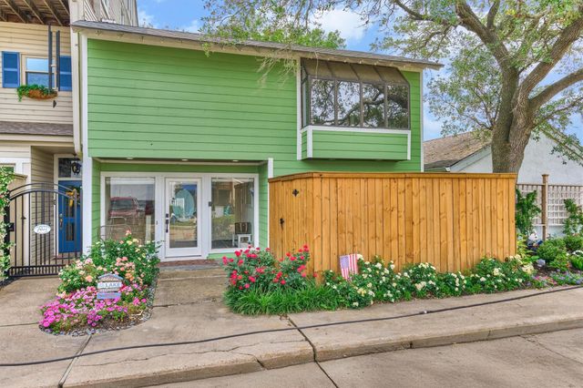 2012 Lakewood Court, Willis, TX 77318