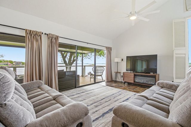 2012 Lakewood Court, Willis, TX 77318