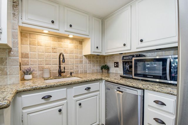 2012 Lakewood Court, Willis, TX 77318