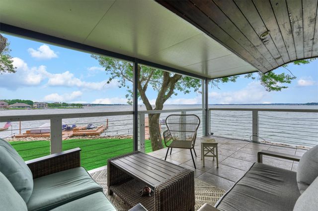 2012 Lakewood Court, Willis, TX 77318