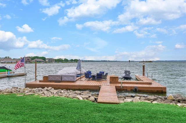 2012 Lakewood Court, Willis, TX 77318