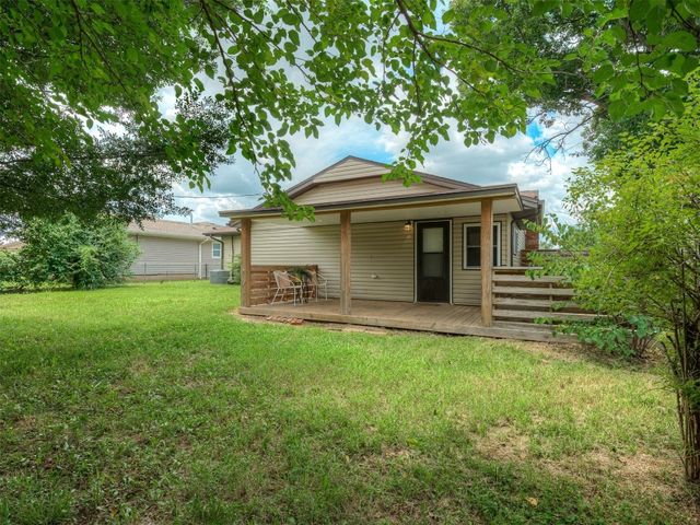 4011 Blaine Road, Shawnee, OK 74804