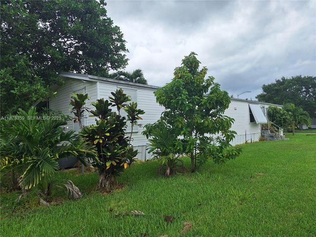 35303 SW 180th Lot308 Avenue, Homestead, FL 33034