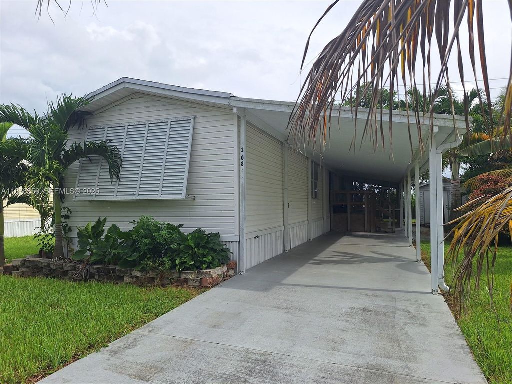 35303 SW 180th Lot308 Avenue, Homestead, FL 33034