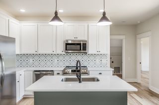 1208 Vickie Ln, Portland, TN 37148