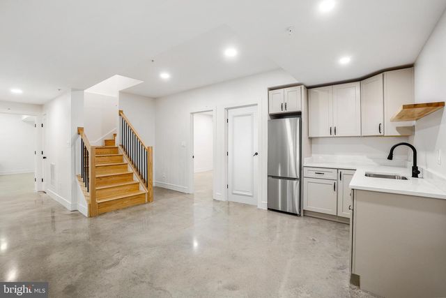 110 GENEVA, Silver Spring, MD 20912