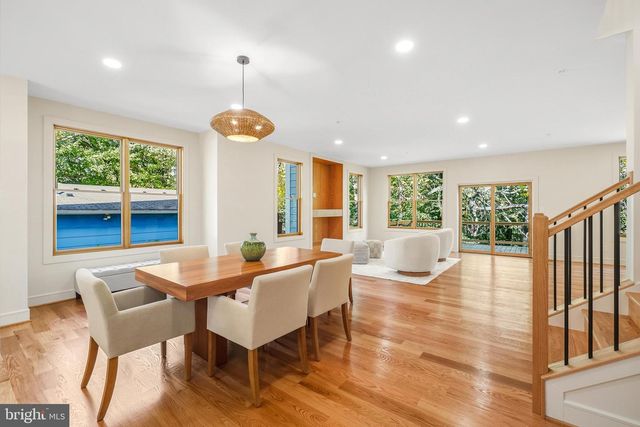 110 GENEVA, Silver Spring, MD 20912