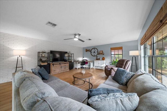 18 PALM CIRCLE DRIVE, Inglis, FL 34449