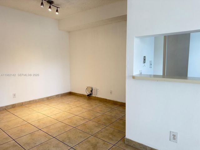 680 Cypress Club Way F10, Deerfield Beach, FL 33064