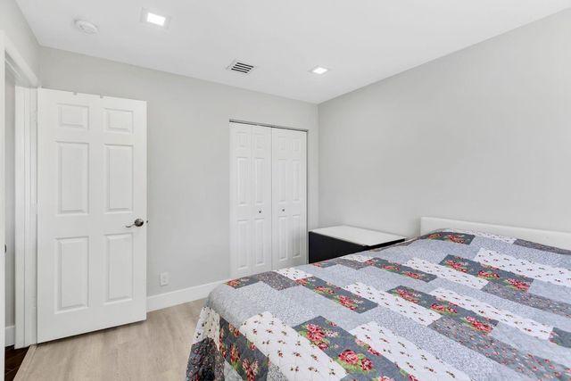 1220 SW 46th Ter, Deerfield Beach, FL 33442