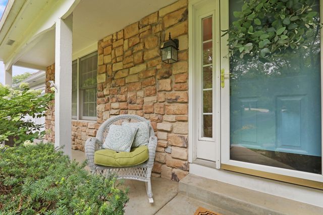 26425 N Pheasant Run, Mundelein, IL 60060