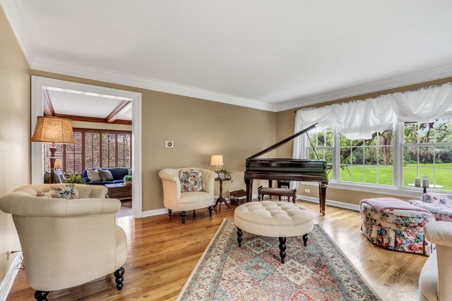 26425 N Pheasant Run, Mundelein, IL 60060