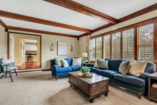 26425 N Pheasant Run, Mundelein, IL 60060