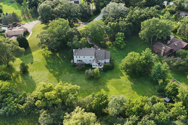 26425 N Pheasant Run, Mundelein, IL 60060