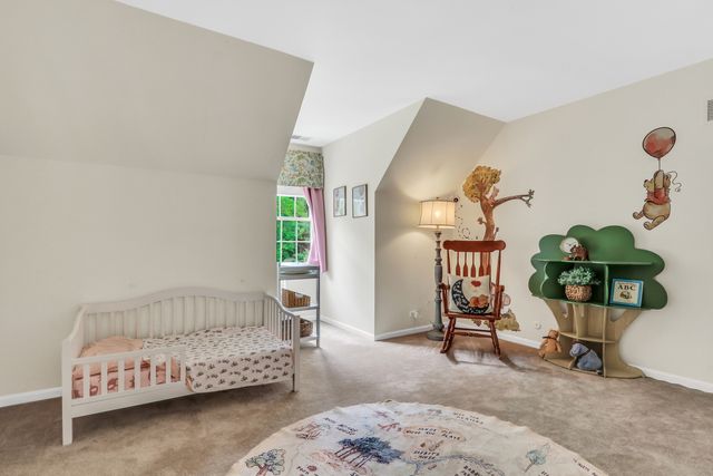26425 N Pheasant Run, Mundelein, IL 60060
