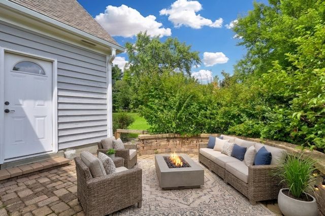 26425 N Pheasant Run, Mundelein, IL 60060