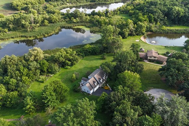 26425 N Pheasant Run, Mundelein, IL 60060