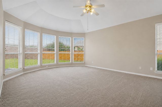44 Creekside Drive, Trophy Club, TX 76262
