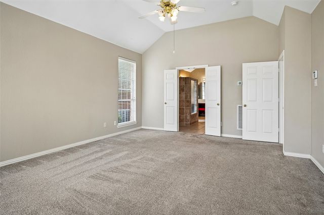44 Creekside Drive, Trophy Club, TX 76262