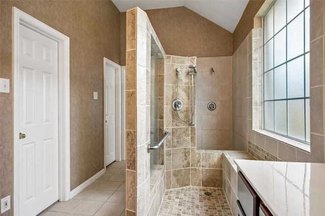 44 Creekside Drive, Trophy Club, TX 76262