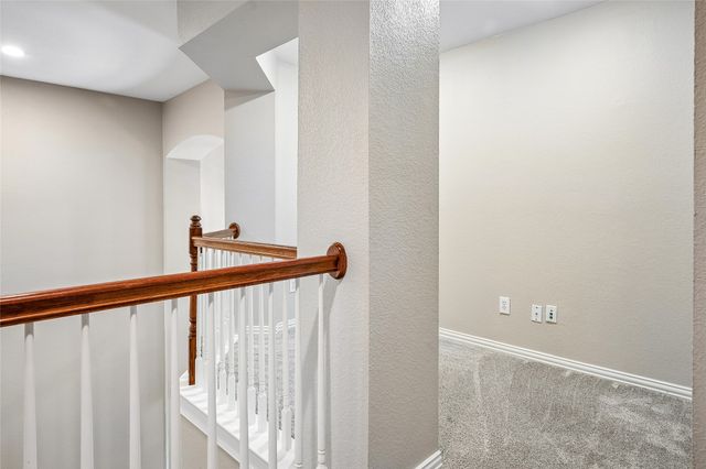 44 Creekside Drive, Trophy Club, TX 76262