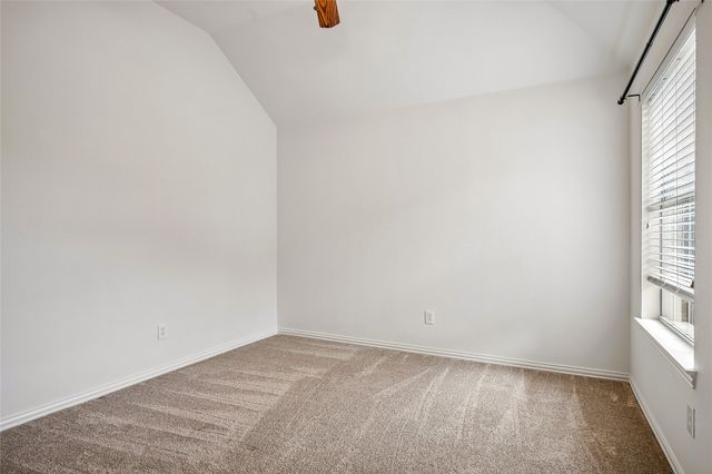 44 Creekside Drive, Trophy Club, TX 76262