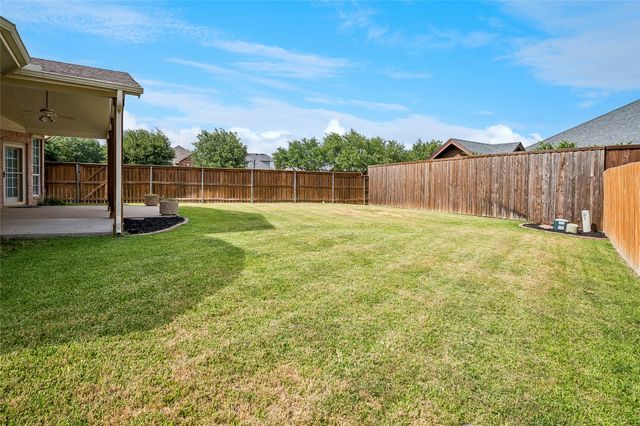44 Creekside Drive, Trophy Club, TX 76262