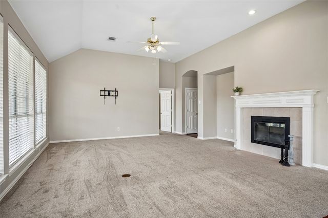 44 Creekside Drive, Trophy Club, TX 76262