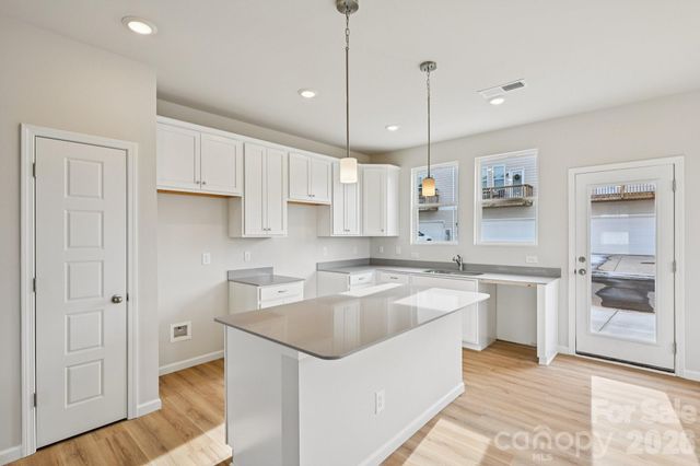 201 Vanguard Lane 13, Cramerton, NC 28032