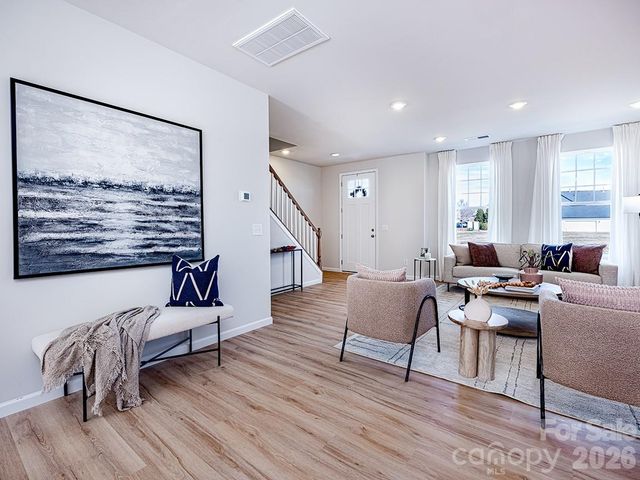 201 Vanguard Lane 13, Cramerton, NC 28032