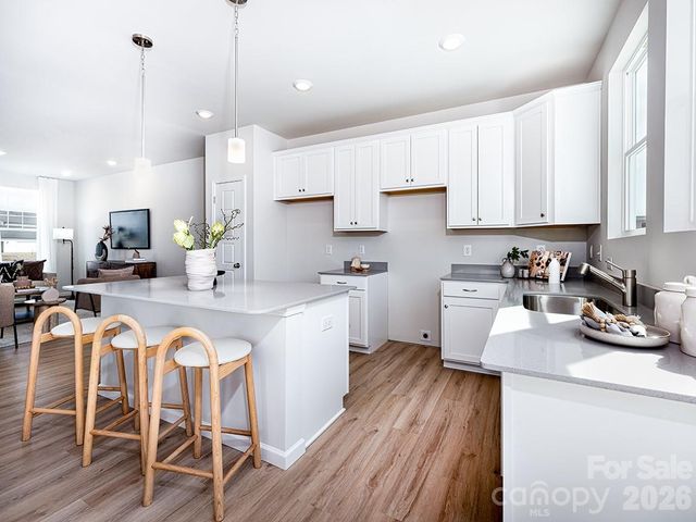 201 Vanguard Lane 13, Cramerton, NC 28032