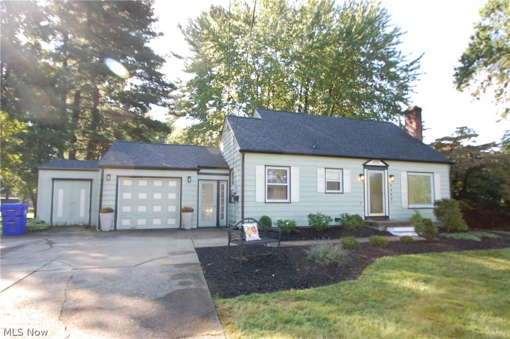 2989 Howell Drive, Poland, OH 44514
