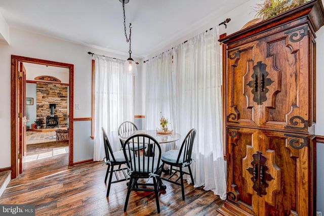 4849 WENDI DR E, Zionsville, PA 18092