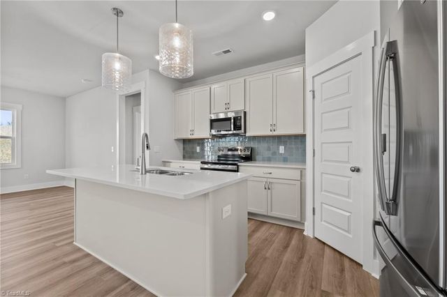 3544 Spring Hope Court, Kernersville, NC 27284