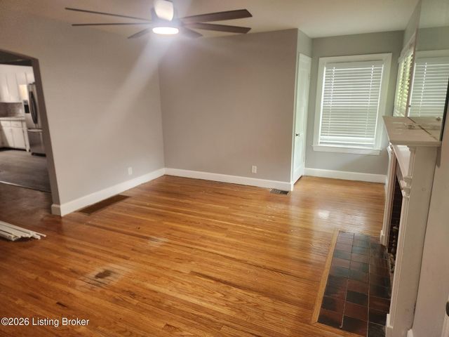 316 Monohan Dr, Louisville, KY 40207