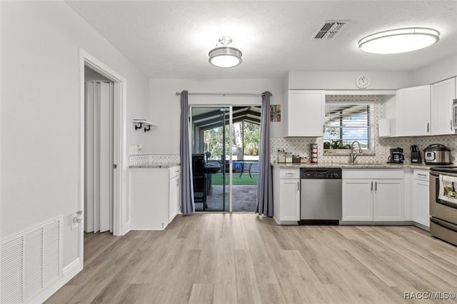 495 W Buttonbush Drive, Beverly Hills, FL 34465