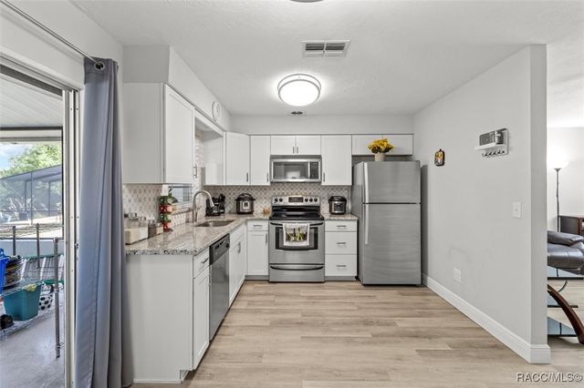 495 W Buttonbush Drive, Beverly Hills, FL 34465