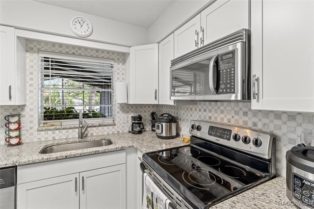 495 W Buttonbush Drive, Beverly Hills, FL 34465