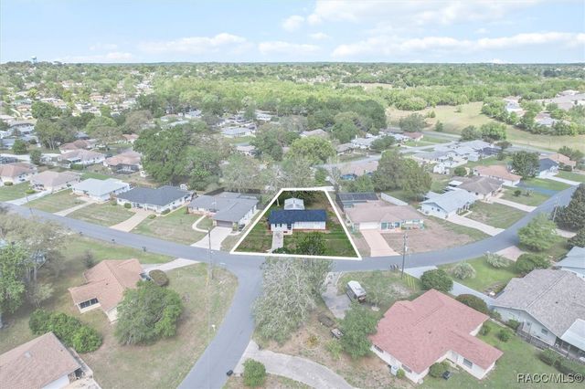 495 W Buttonbush Drive, Beverly Hills, FL 34465