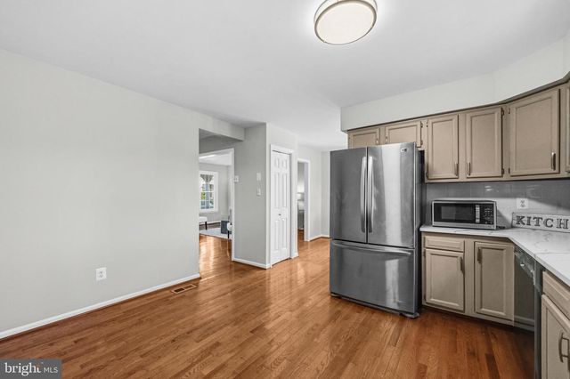 9145 SCHOOLCRAFT LN, Burke, VA 22015