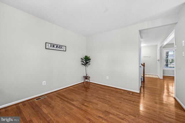 9145 SCHOOLCRAFT LN, Burke, VA 22015