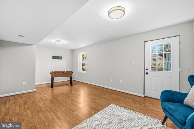 9145 SCHOOLCRAFT LN, Burke, VA 22015