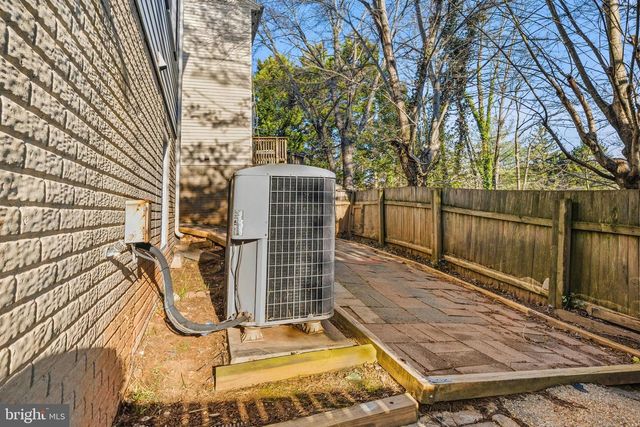 9145 SCHOOLCRAFT LN, Burke, VA 22015