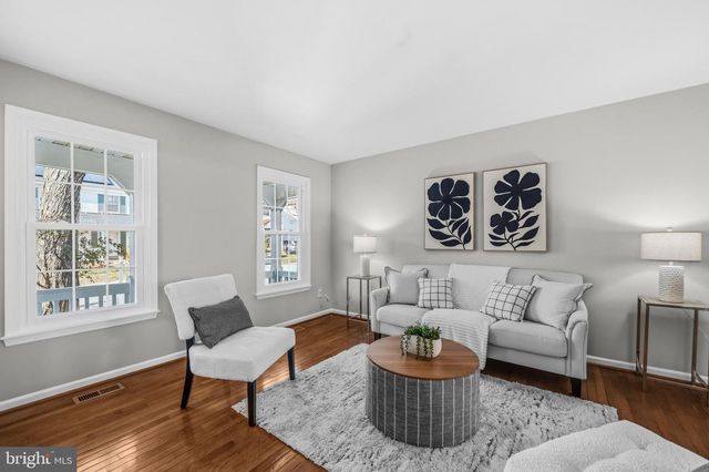 9145 SCHOOLCRAFT LN, Burke, VA 22015