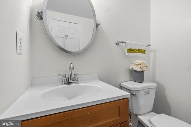 9145 SCHOOLCRAFT LN, Burke, VA 22015