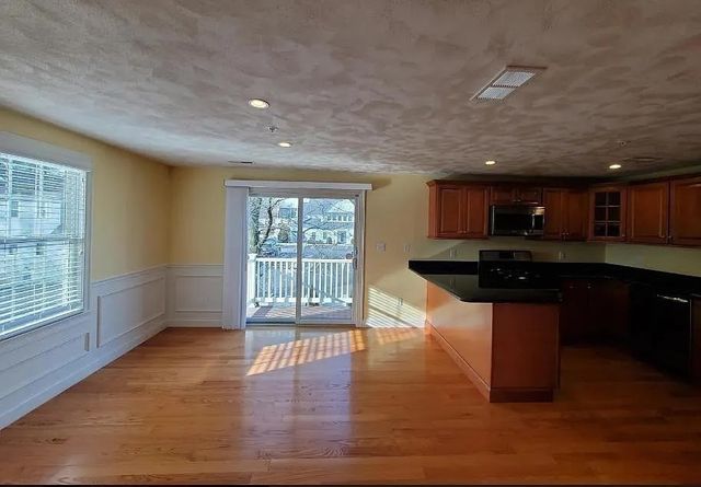 1 Olson 13, Wilmington, MA 01887
