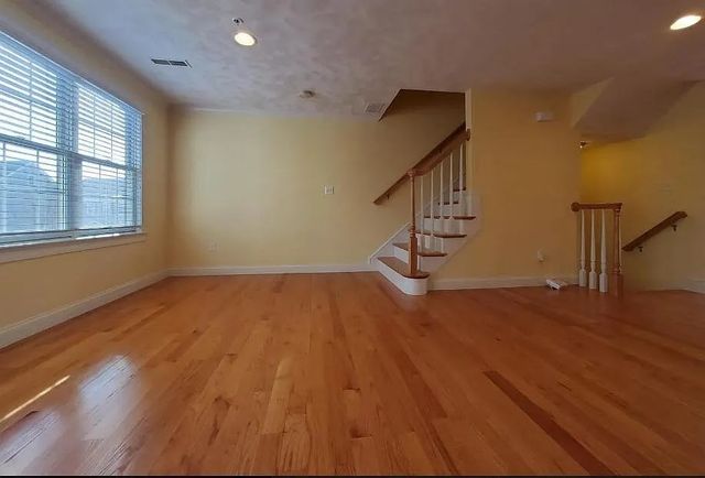 1 Olson 13, Wilmington, MA 01887
