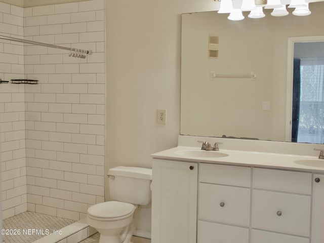 10000 GATE Parkway 1614, Jacksonville, FL 32246